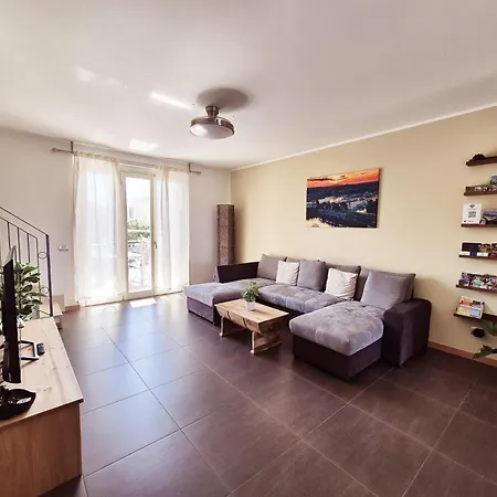 Apartament Angelina Garda Cavalcaselle
