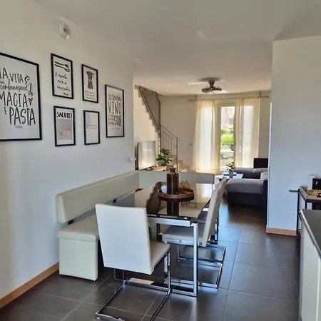 Angelina Garda Apartament